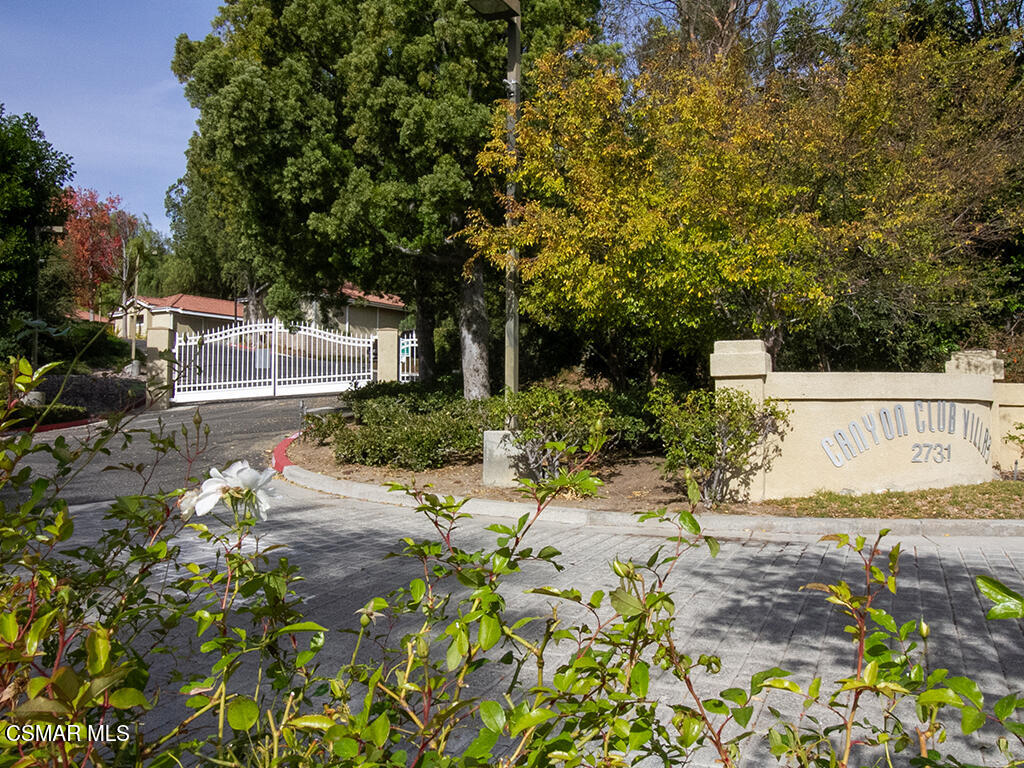 2731 Erringer Road, Unit 79 Simi Valley, CA 93065 - Photo 13 of 13 a pathway of a yard