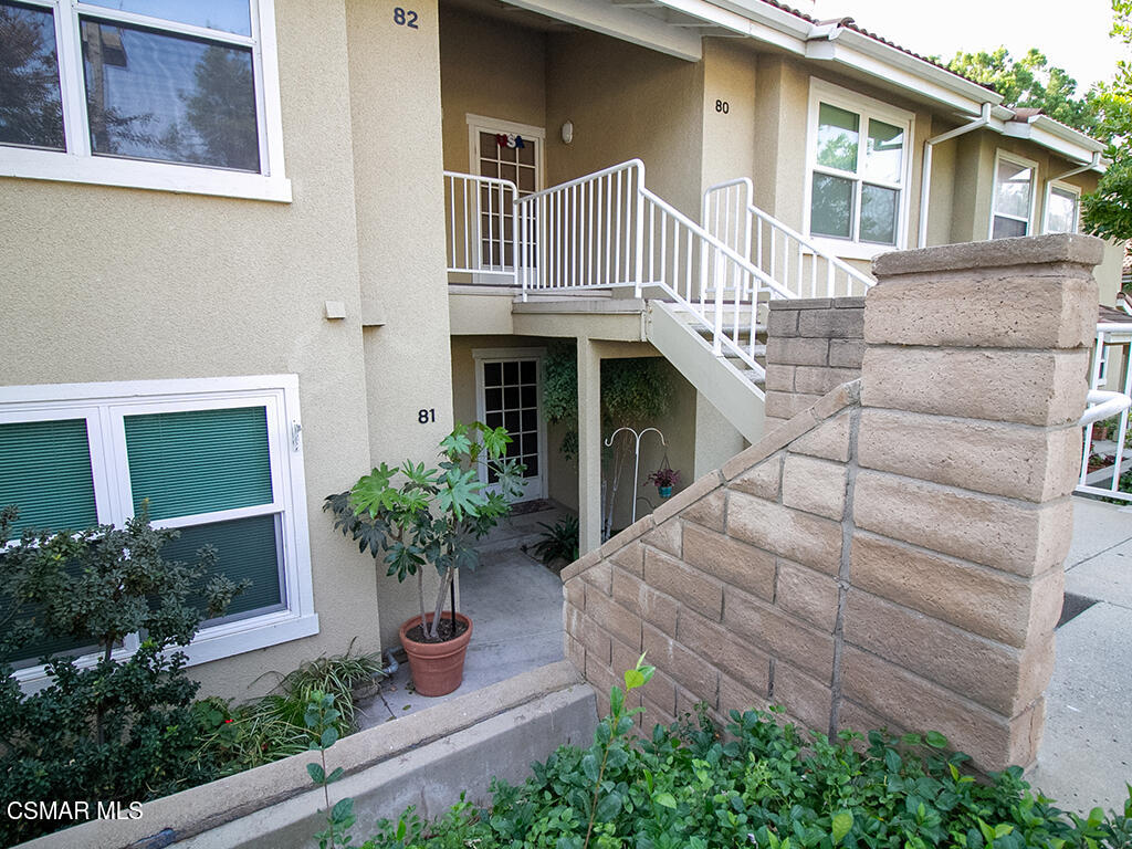 2731 Erringer Road, Unit 79 Simi Valley, CA 93065 - Photo 3 of 13 a house view with a garden space