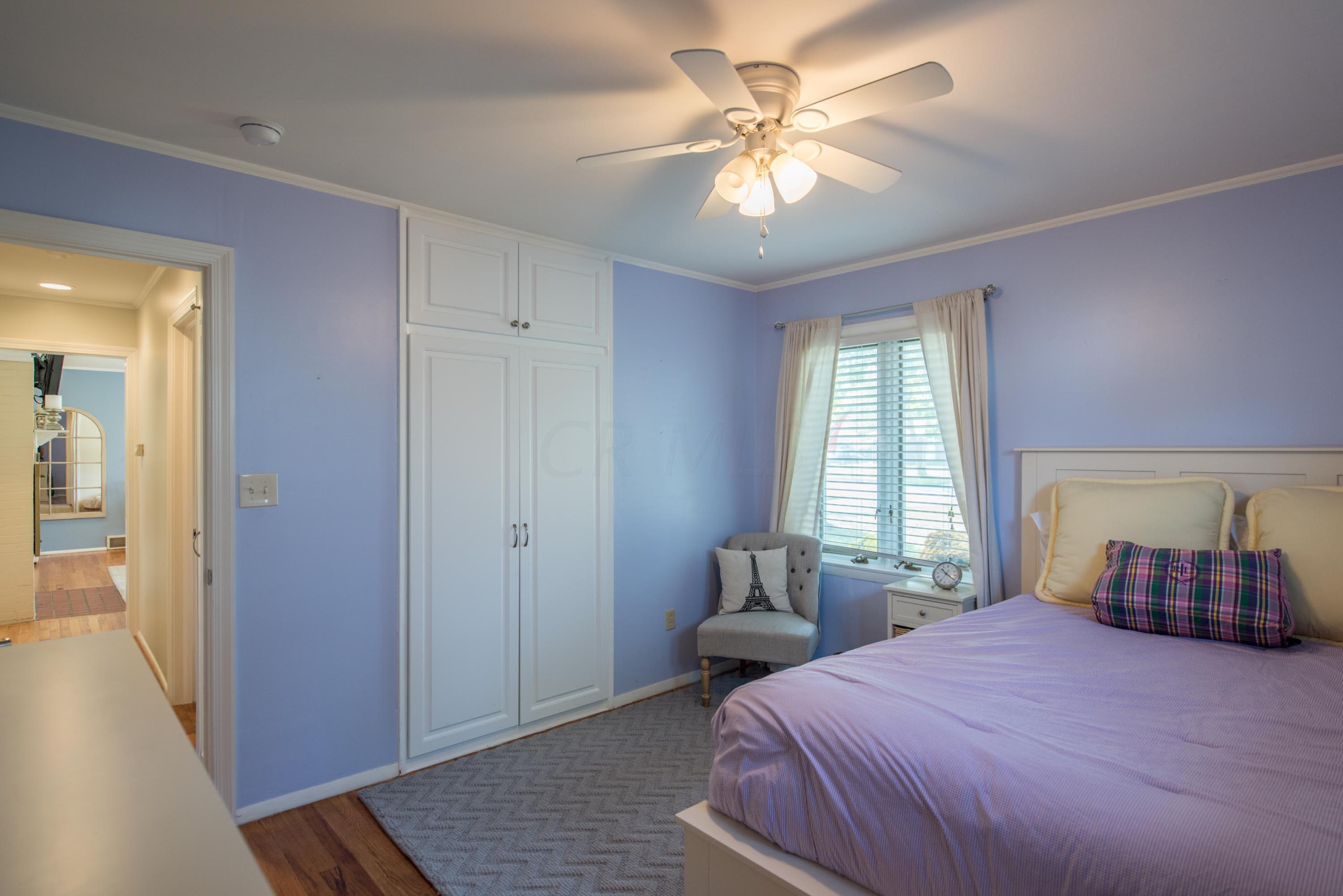 2006 Zollinger Road Columbus, OH 43221 - Photo 24 of 33 Gallery Image 24