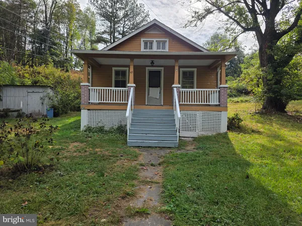 $109,000 | 45 Pansy Lane, Paw Paw, WV 25434