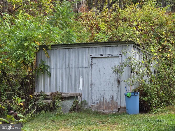 $109,000 | 45 Pansy Lane, Paw Paw, WV 25434