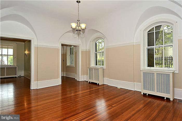 504 Overhill Road Baltimore, MD 21210 - Photo 7 of 29 Interior (General)