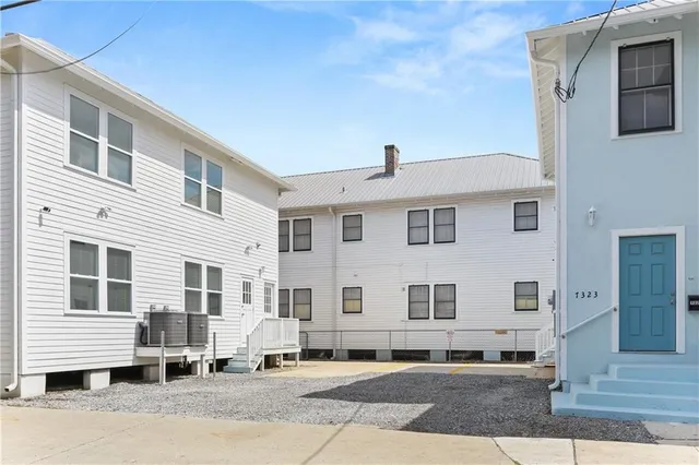 $4,500 | 901 Lowerline Street, New Orleans, LA 70118