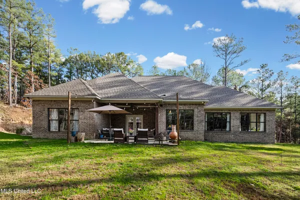 $599,900 | 6720 Thyatira Tyro, Como, MS 38619