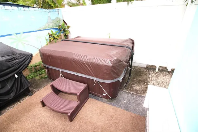 $675,000 | 3320 Southeast 4th Street, Pompano Beach, FL 33062