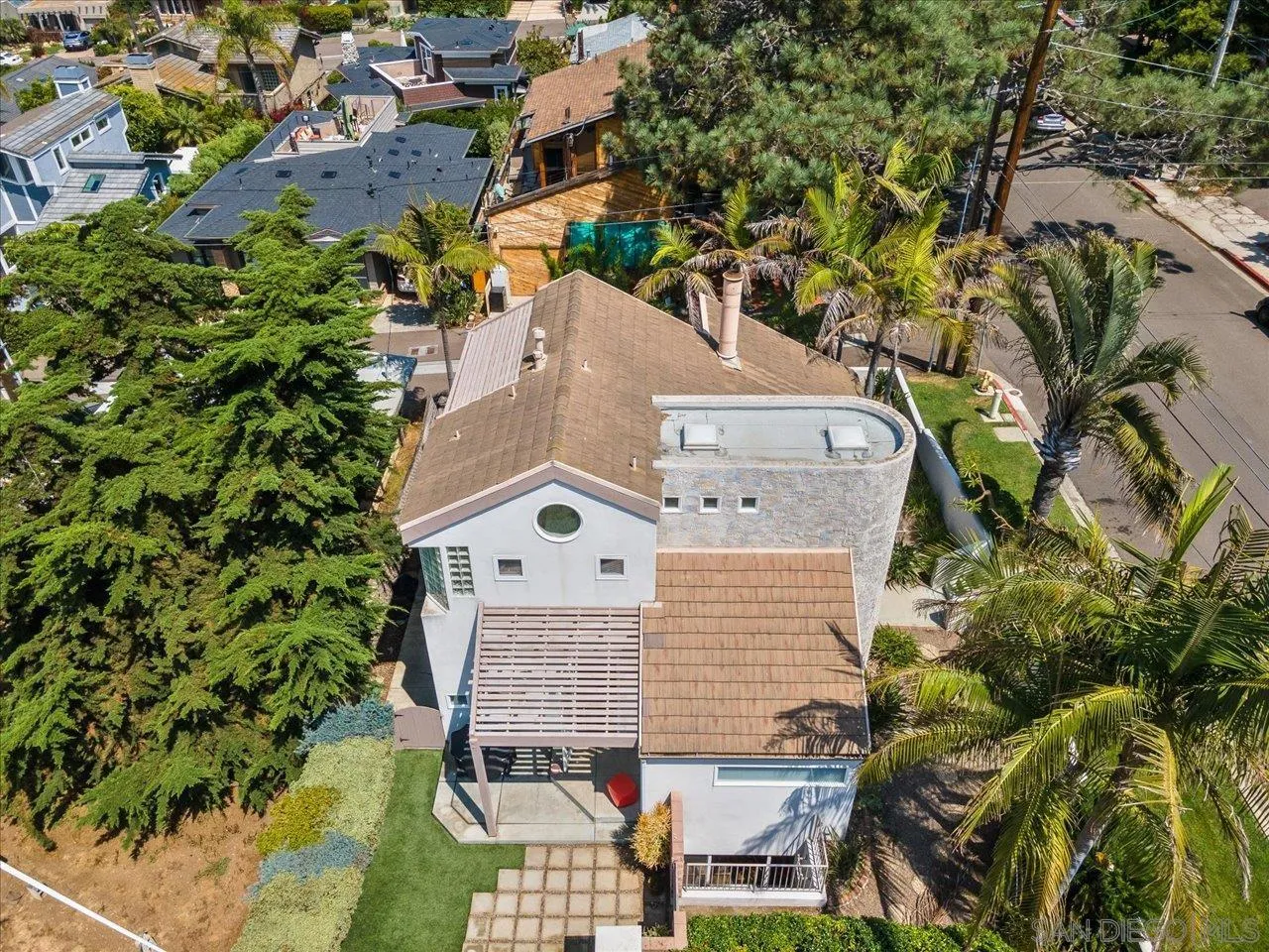155 Sherrie Lane Del Mar, CA 92014 - Photo 34 of 38 an aerial view of residential houses with outdoor space