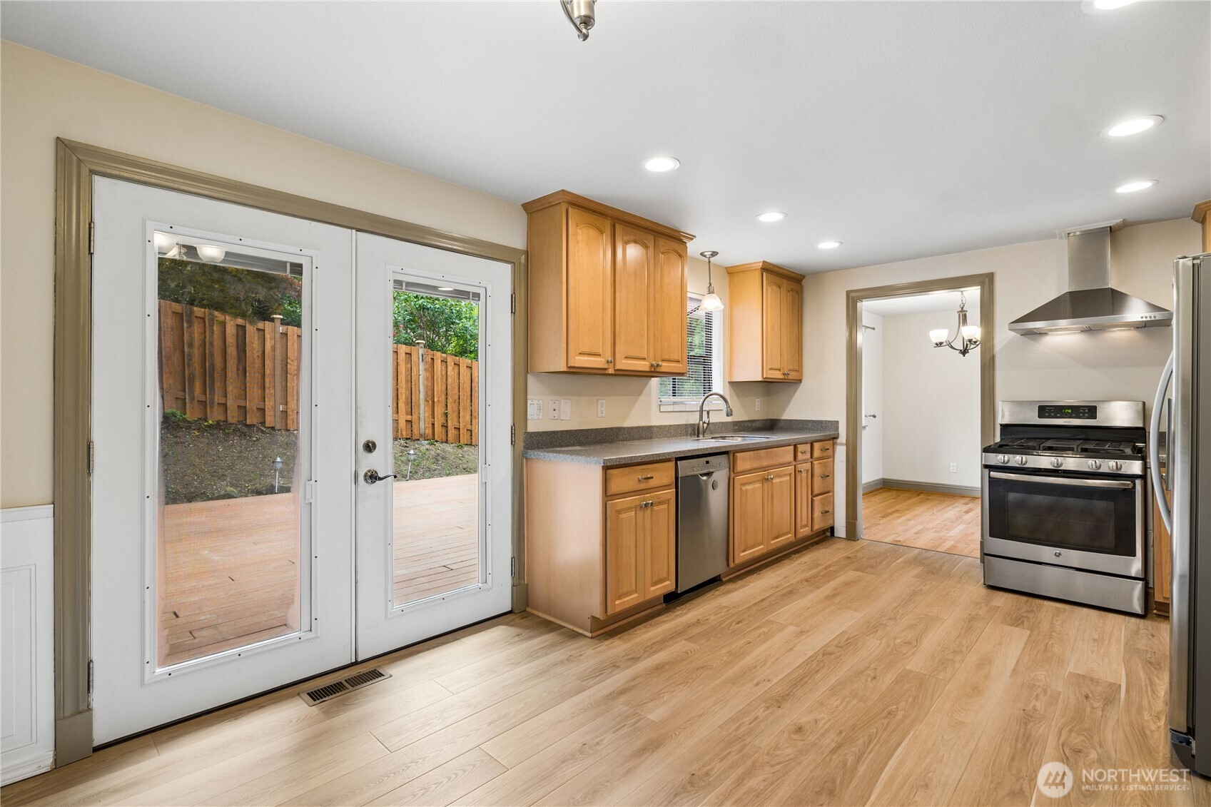 8912 229th Place Southwest Edmonds, WA 98026 - Photo 11 of 36