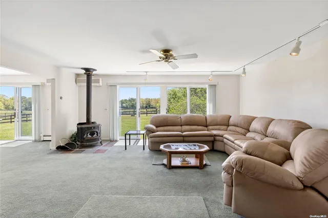 $7,999,000 | 1396 Main Road, Riverhead, NY 11947