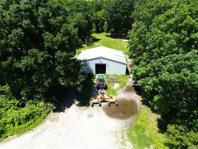 $7,999,000 | 1396 Main Road, Riverhead, NY 11947