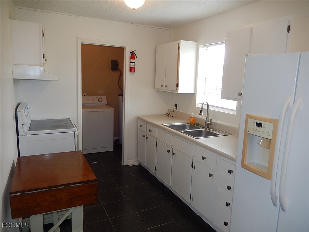 3309 2nd Street Southwest Lehigh Acres, FL 33976 - Photo 7 of 17