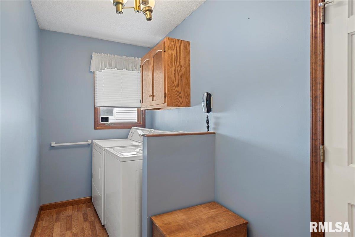 2104 Sunstone Court Springfield, IL 62704 - Photo 25 of 38 Gallery Image 25