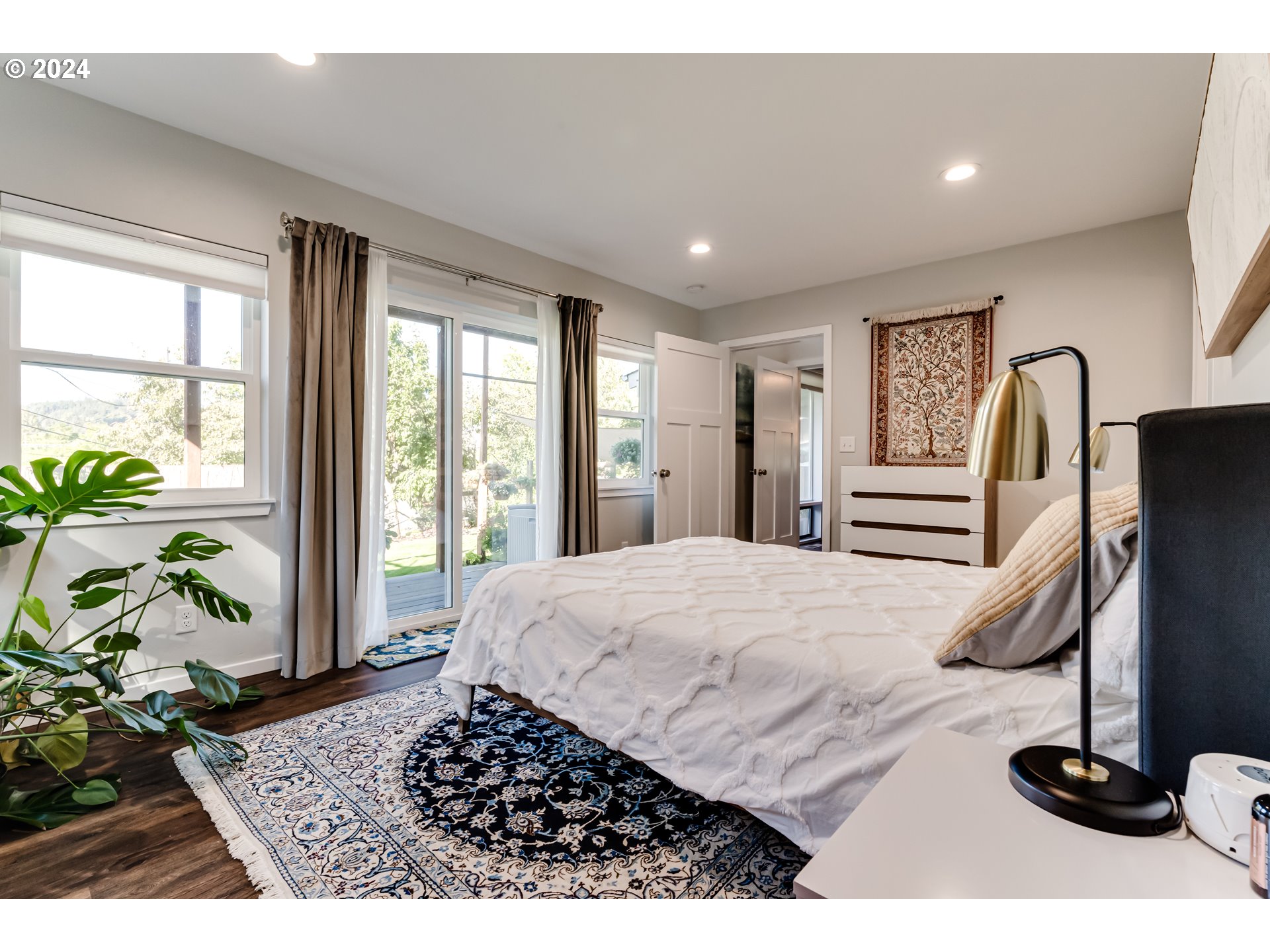 3085 Kincaid Street Eugene, OR 97405 - Photo 20 of 47 Bedroom, Primary