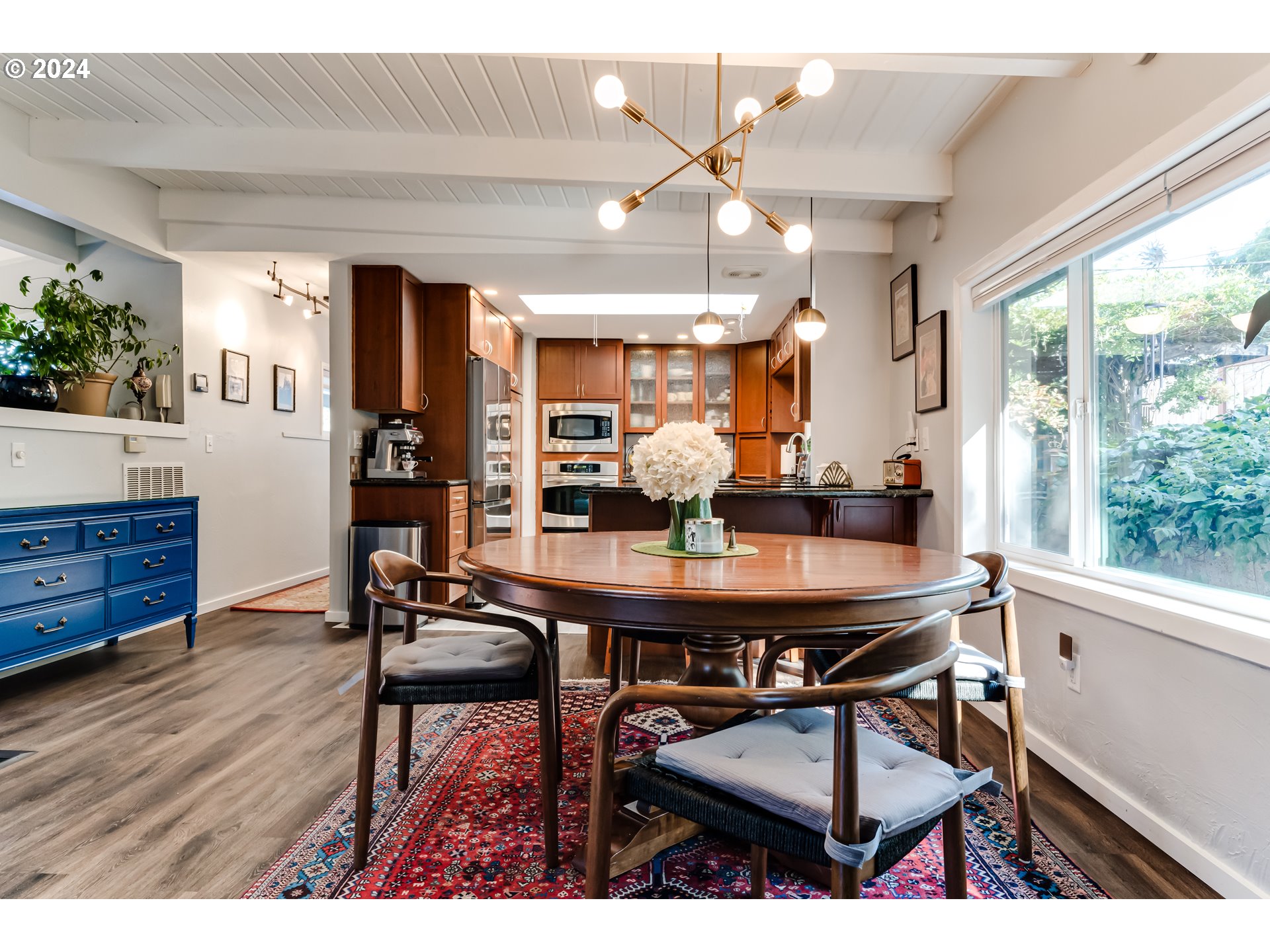 3085 Kincaid Street Eugene, OR 97405 - Photo 10 of 47 Dining Area