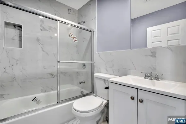 $1,600 | 155-157 Clifton Avenue, Newark, NJ 07104