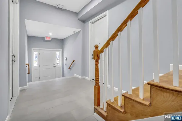 $1,600 | 155-157 Clifton Avenue, Newark, NJ 07104
