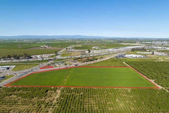 $4,999,000 | 99 Golden State Highway, Turlock, CA 95382