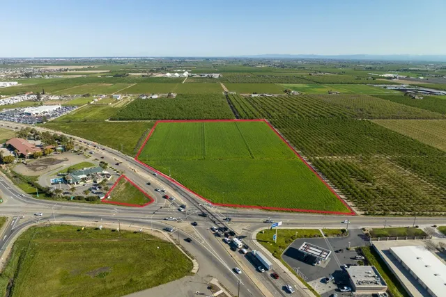 $4,999,000 | 99 Golden State Highway, Turlock, CA 95382