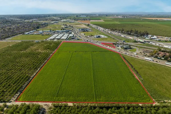 $4,999,000 | 99 Golden State Highway, Turlock, CA 95382