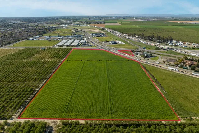 $4,999,000 | 99 Golden State Highway, Turlock, CA 95382