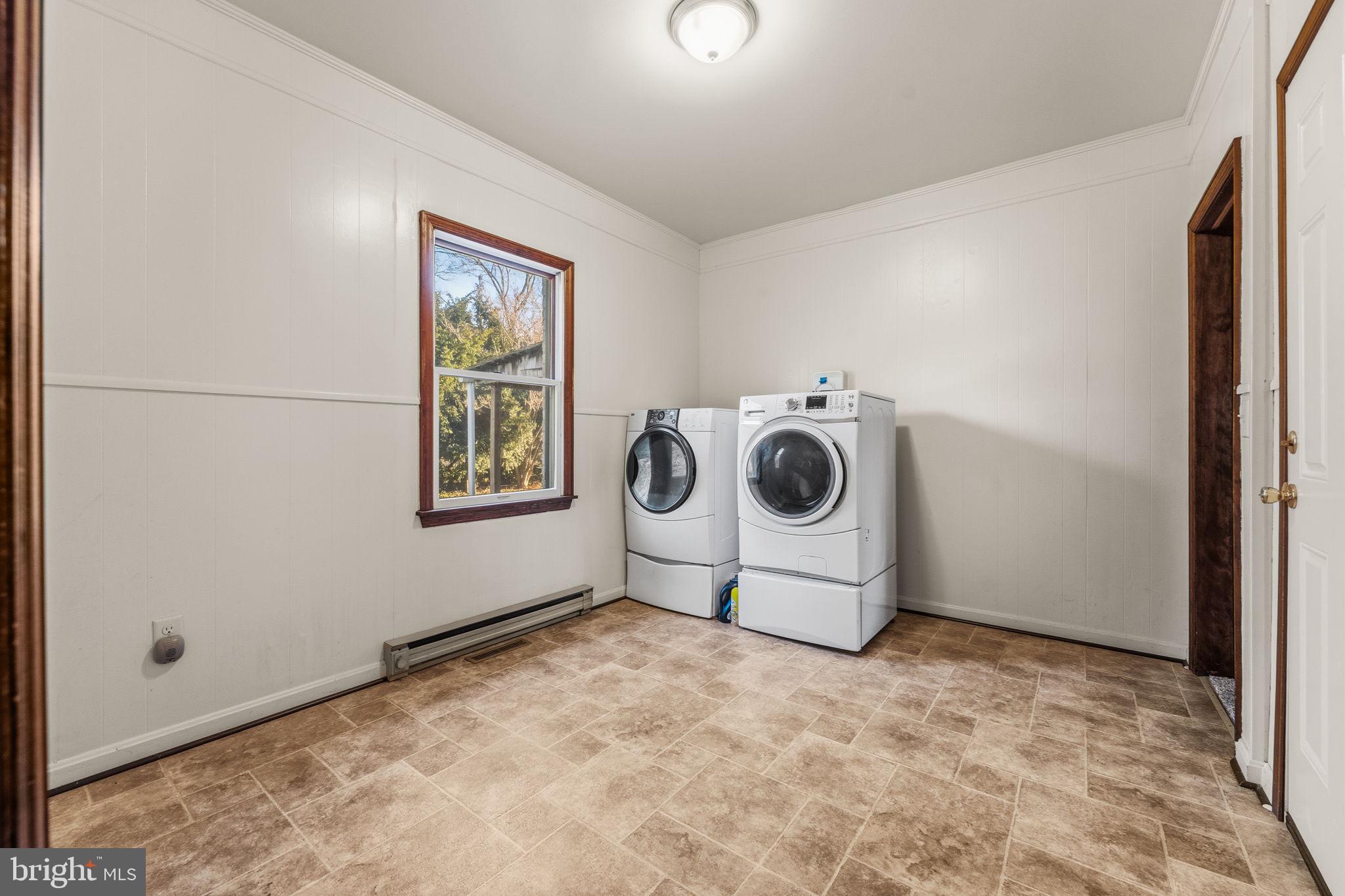 368 Appleton Road Elkton, MD 21921 - Photo 37 of 64 a utility room with dryer and washer