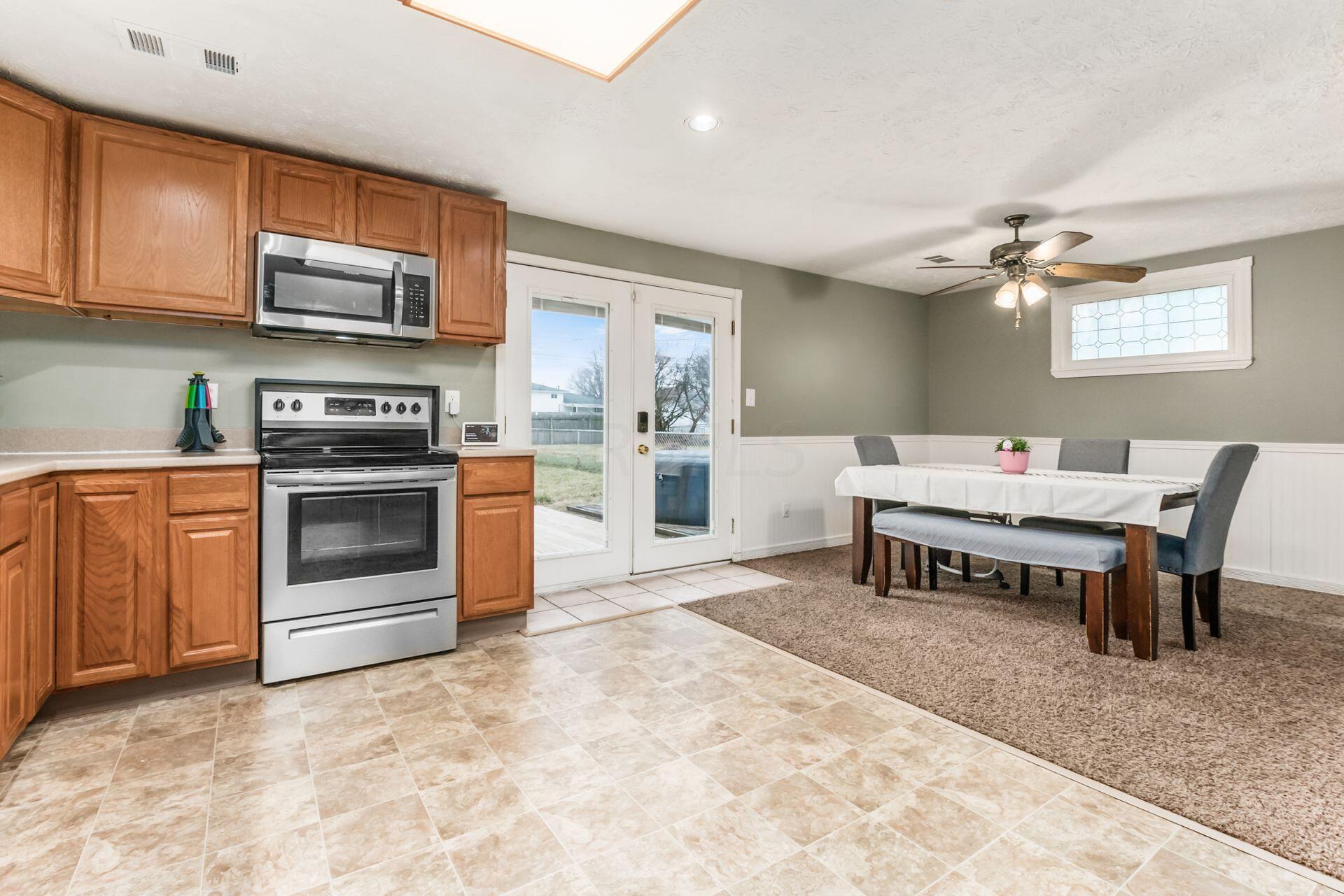 3800 Edendale Road Columbus, OH 43207 - Photo 6 of 18 004_f_h 3800 Edendale Rd-1016