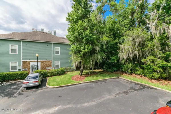 $1,670 | 8550 Touchton Road, Unit 1212, Jacksonville, FL 32216