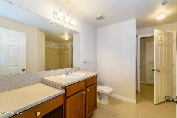 $1,670 | 8550 Touchton Road, Unit 1212, Jacksonville, FL 32216