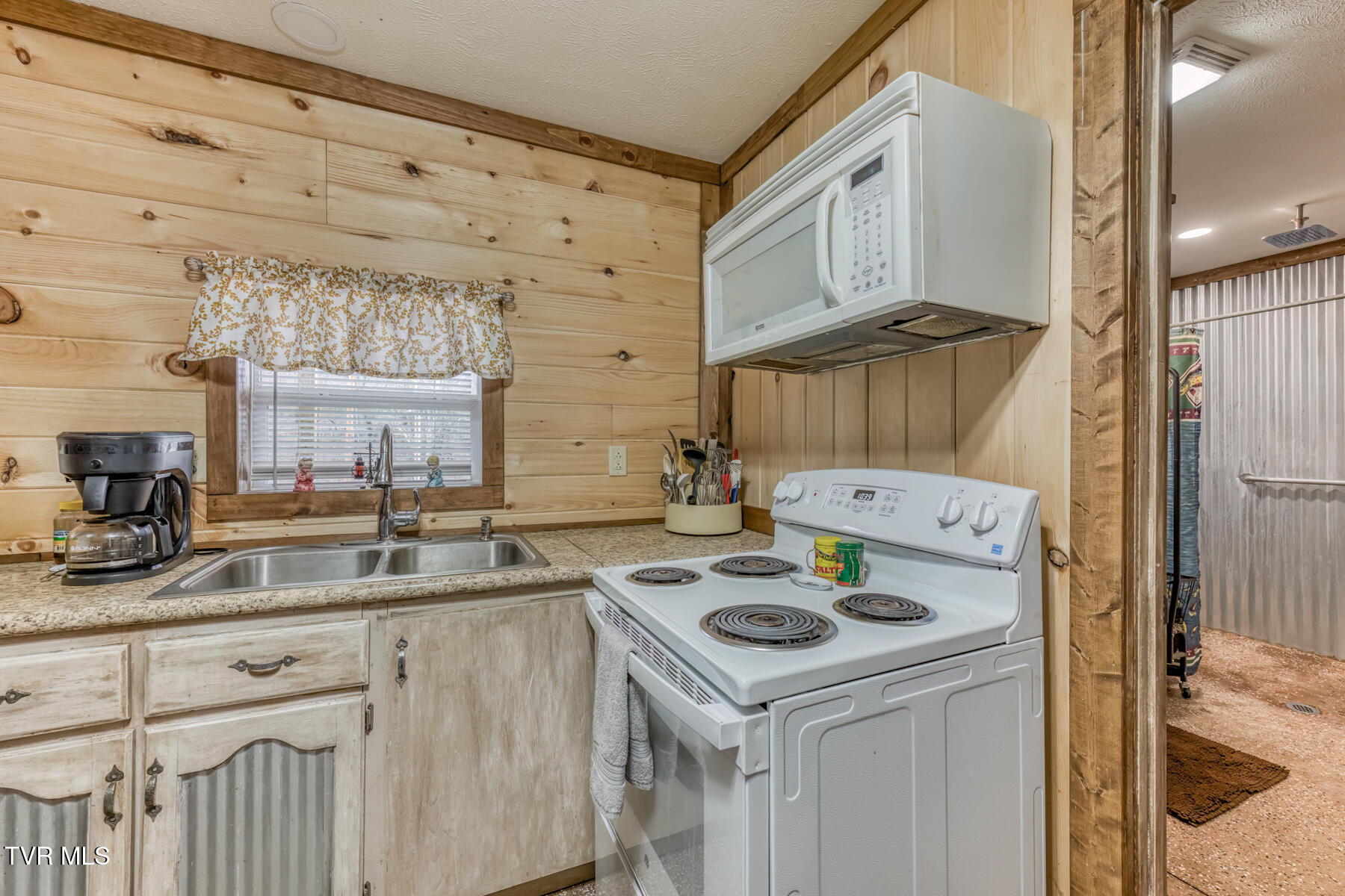 2435 Houston Valley Road Greeneville, TN 37743 - Photo 13 of 55 2435 Houston Valley Rd-13