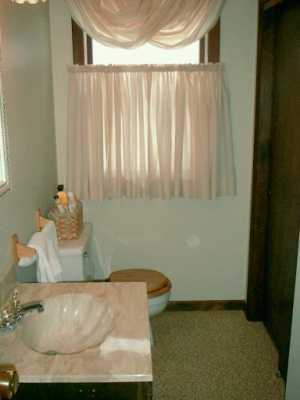 108 Schar Road Evans City, PA 16033 - Photo 5 of 8 Gallery Image 5