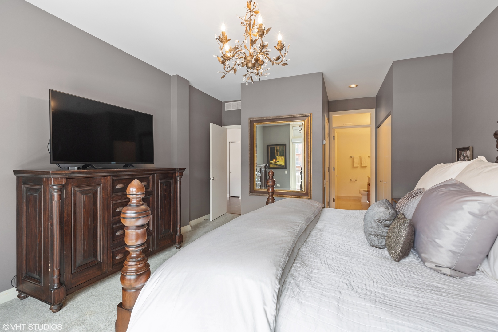 330 North Clinton Street, Unit 508 Chicago, IL 60661 - Photo 13 of 23