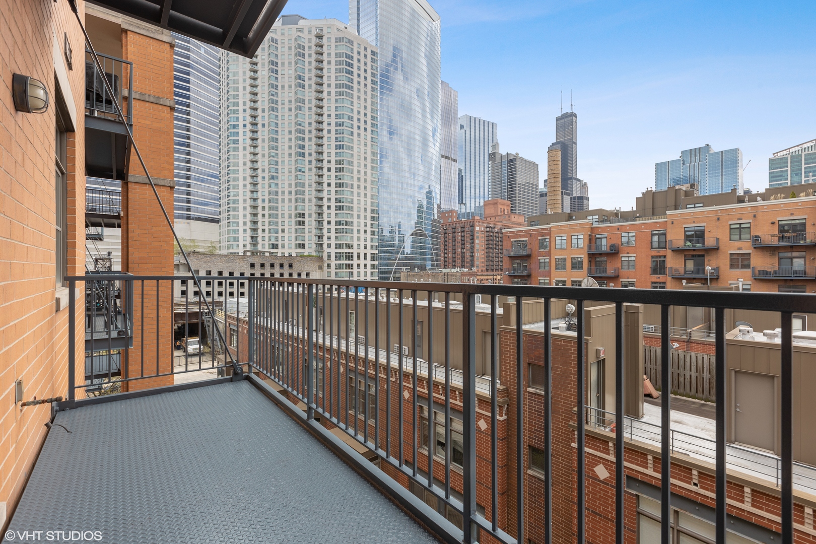 330 North Clinton Street, Unit 508 Chicago, IL 60661 - Photo 21 of 23