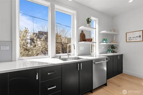 $1,040,000 | 2218 A NW 62nd Street, Seattle, WA 98107