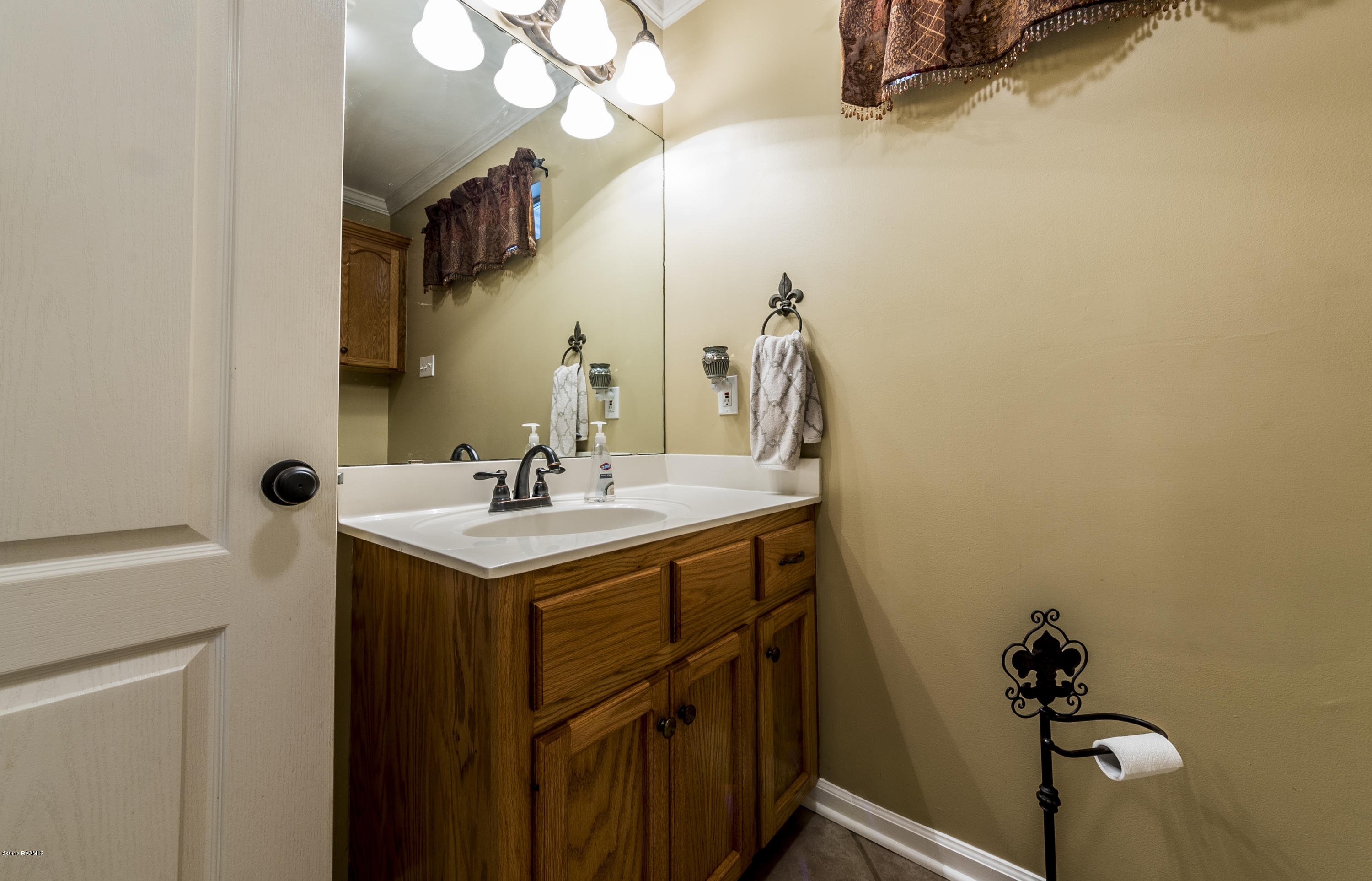 311 Rue Colombe Carencro, LA 70520 - Photo 21 of 33 Half Bath 1