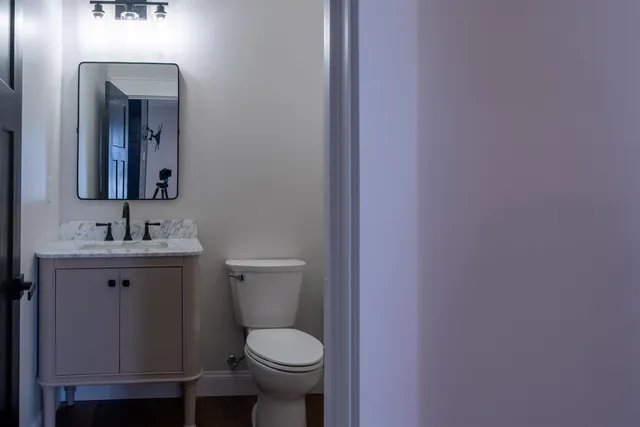 $1,900,000 | 36-38 Courtland Street, Nashua, NH 03064