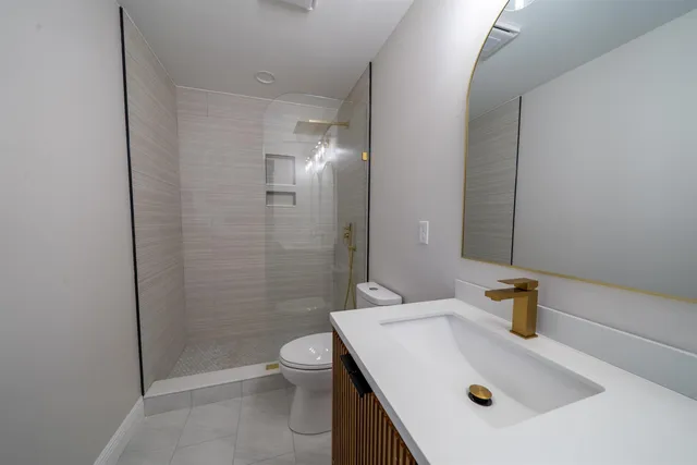 $1,900,000 | 36-38 Courtland Street, Nashua, NH 03064