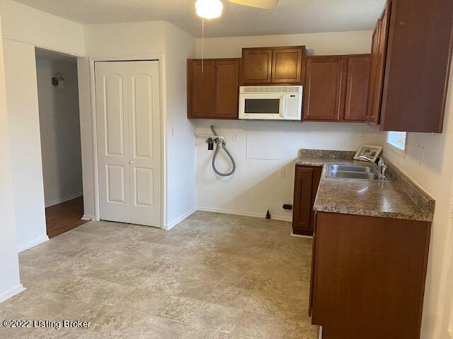 7716 Rochelle Road Louisville, KY 40228 - Photo 3 of 16 IMG_6008