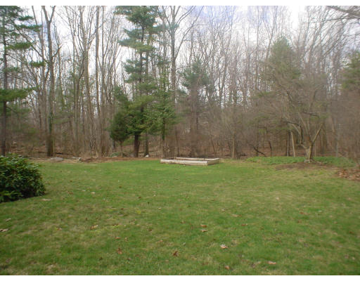 5 Yorkshire Road Dover, MA 02030 - Photo 3 of 21 Gallery Image 3