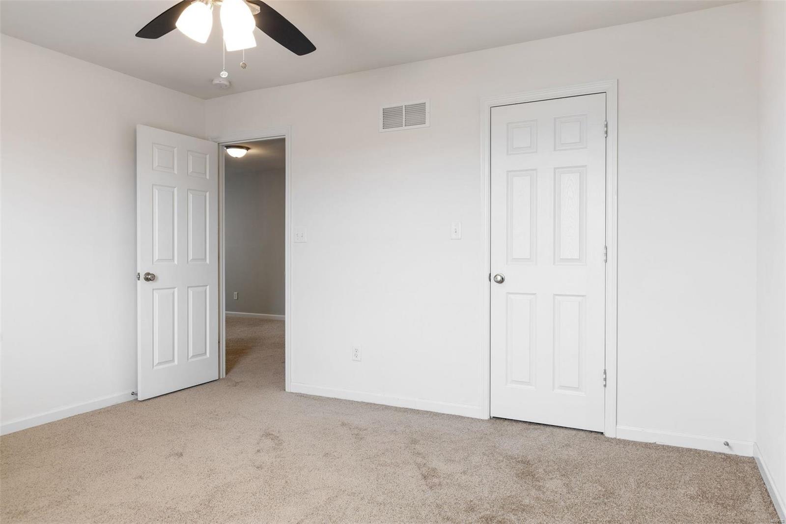 5377 Trailhead Court Eureka, MO 63025 - Photo 26 of 45