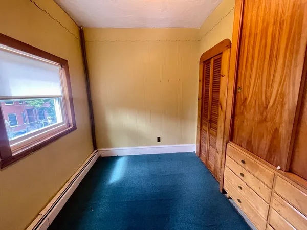 $2,400 | 136 Saratoga Street, Unit 2, Boston, MA 02128