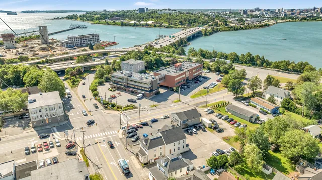 $699,900 | 522 Washington Avenue, Portland, ME 04103