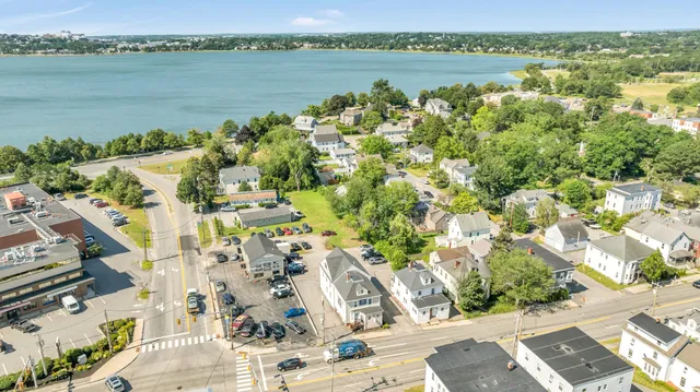 $699,900 | 522 Washington Avenue, Portland, ME 04103