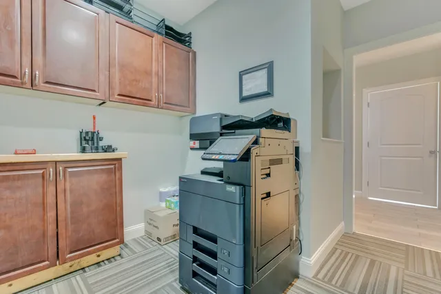 $699,900 | 522 Washington Avenue, Portland, ME 04103