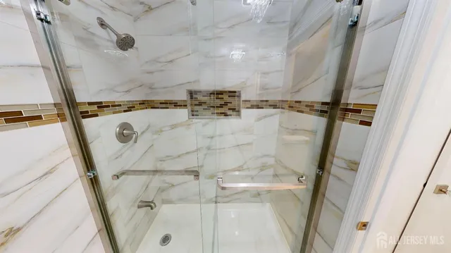 $465,000 | 9 C Aspen Plaza, Monroe Township, NJ 08831