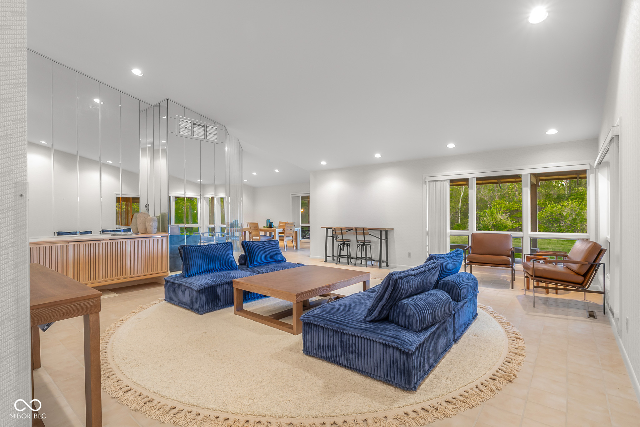 5285 West Carr Hill Road Columbus, IN 47201 - Photo 13 of 96 Gallery Image 13