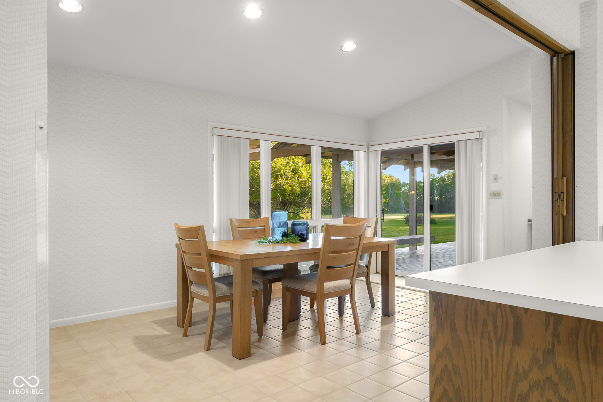 5285 West Carr Hill Road Columbus, IN 47201 - Photo 21 of 96 Gallery Image 21