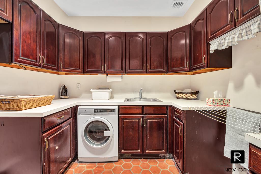 216 East 75th Street, Unit 1W2W Manhattan, NY 10021 - Photo 15 of 20