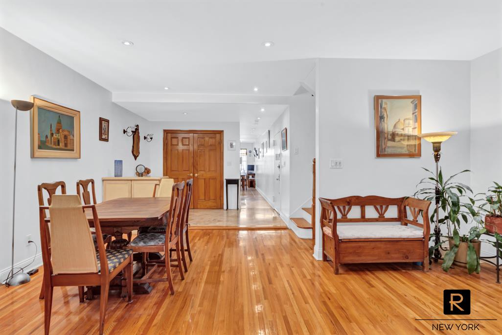 216 East 75th Street, Unit 1W2W Manhattan, NY 10021 - Photo 6 of 20