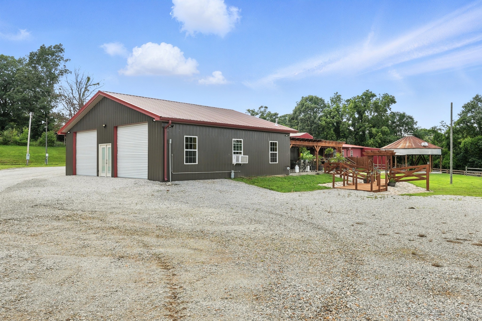 1880 Clydeton Road Waverly, TN 37185 - Photo 26 of 85