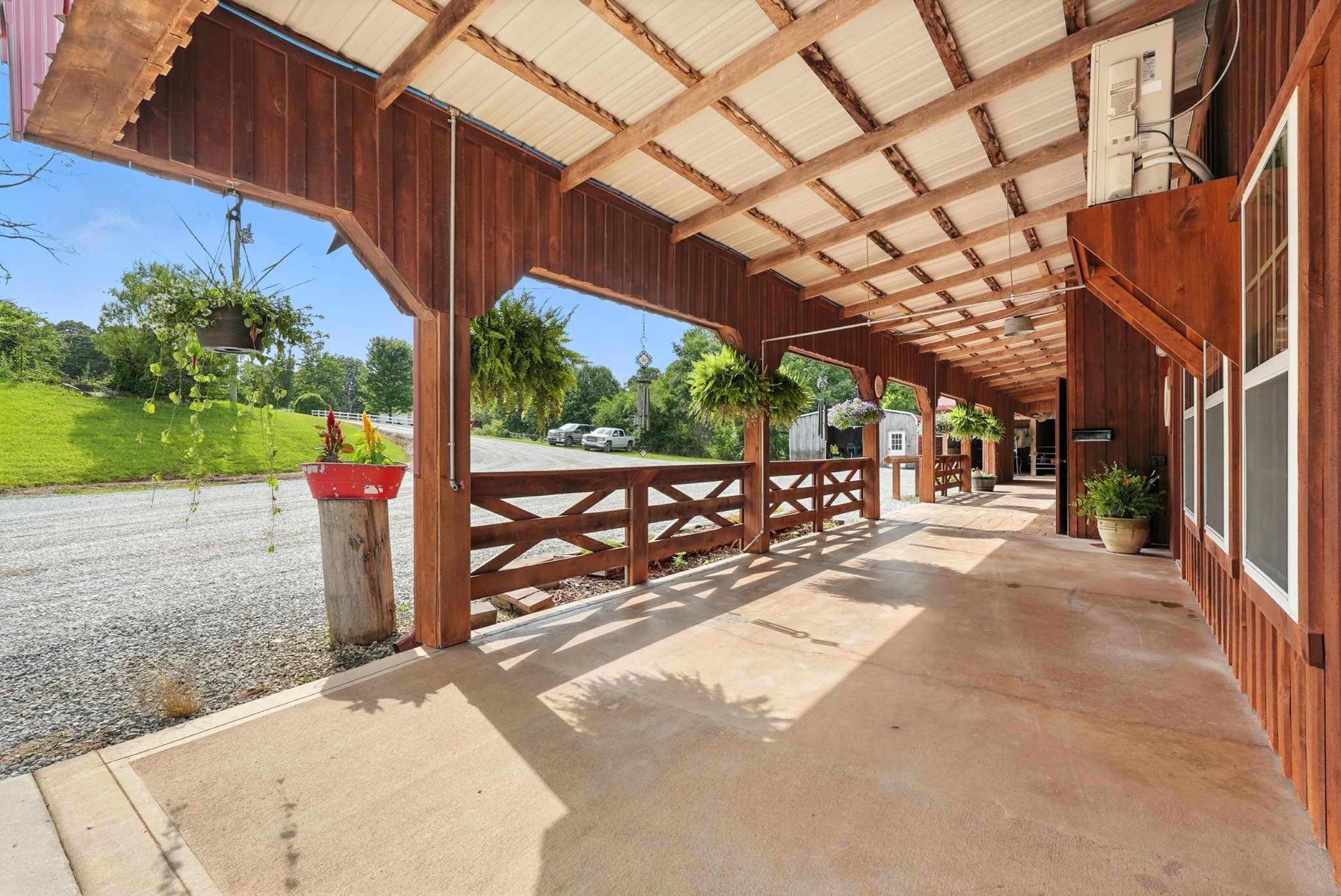 1880 Clydeton Road Waverly, TN 37185 - Photo 29 of 85 a view of a backyard with wooden fence