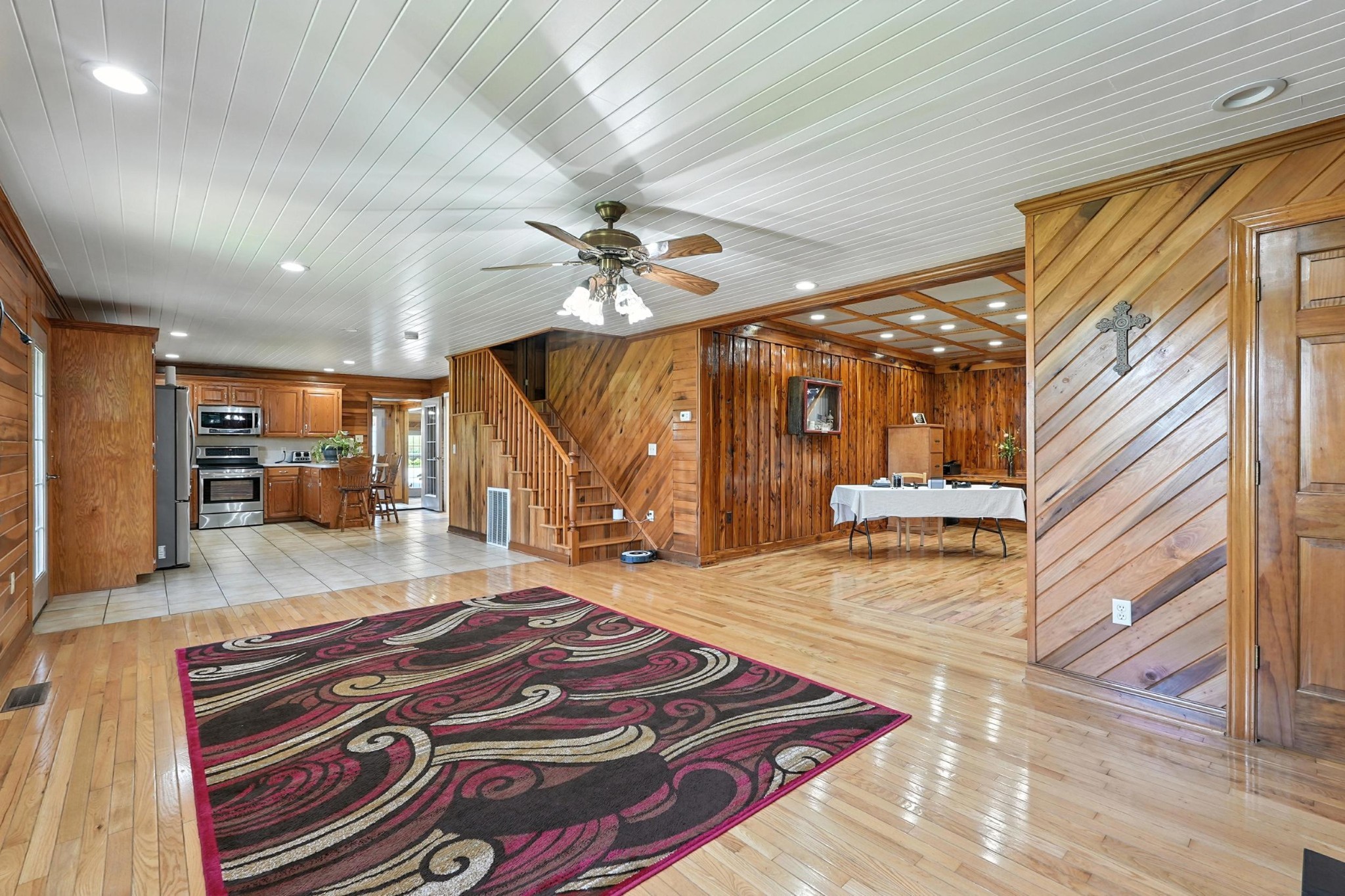1880 Clydeton Road Waverly, TN 37185 - Photo 47 of 85 a lobby with furniture and a large window